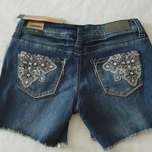NWT Hydraulic Bailey Low Rise Jean Shorts Sz 3/4